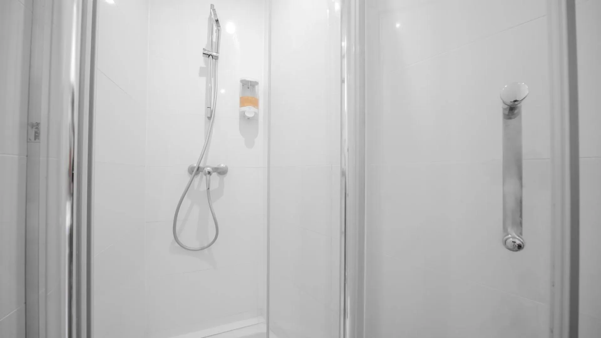 אכסניה City Inn Paris *